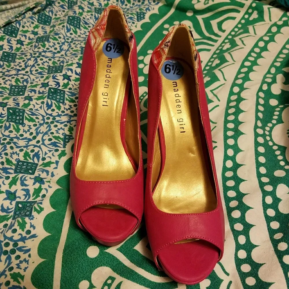 NWOT Madden Girl pink stilettos, 6.5 - Picture 3 of 8